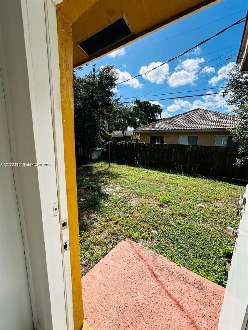 2620 NW 14th Ct , Unit 2620, Fort Lauderdale, FL 33311 Photo