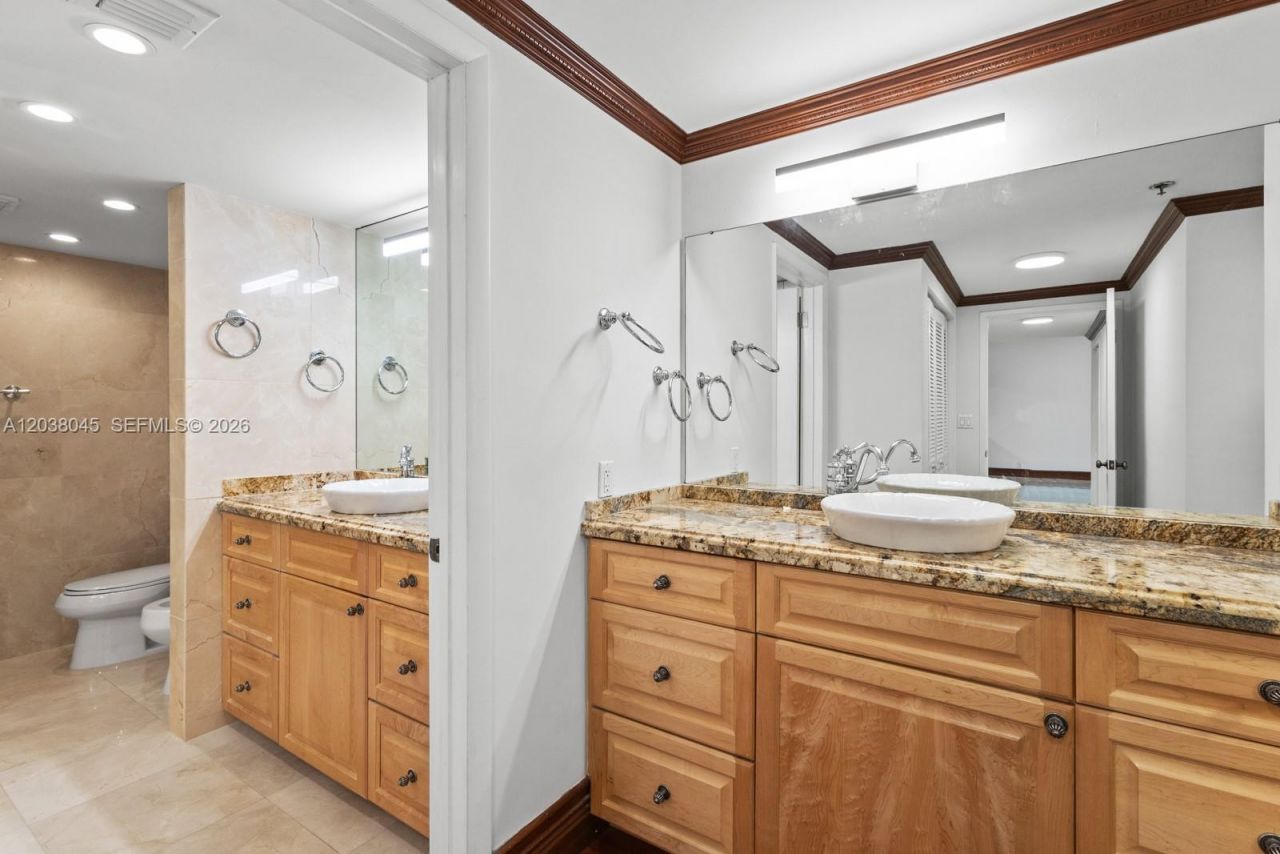 251 Crandon Blvd, Unit 133, Key Biscayne, FL 33149 Photo