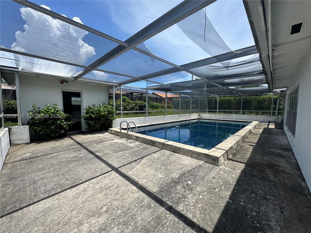 6121 SW 26th St, Miami, FL 33155 Photo