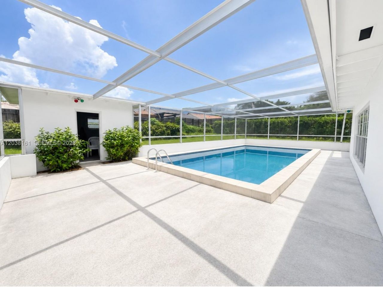 6121 SW 26th St, Miami, FL 33155 Photo