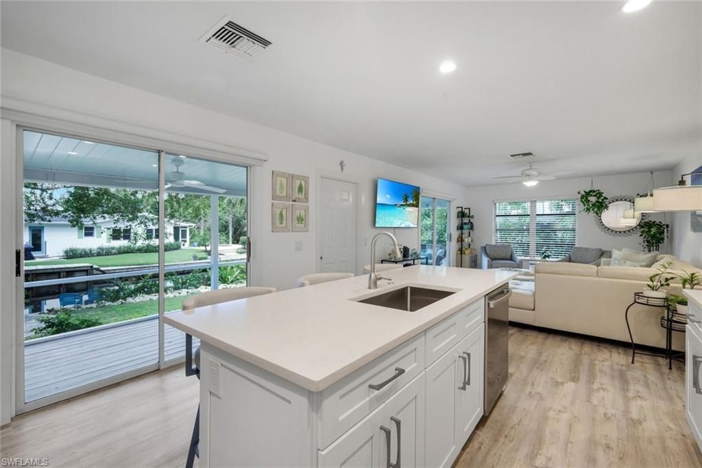 27292 East Dr, Bonita Springs, FL 34135 Photo