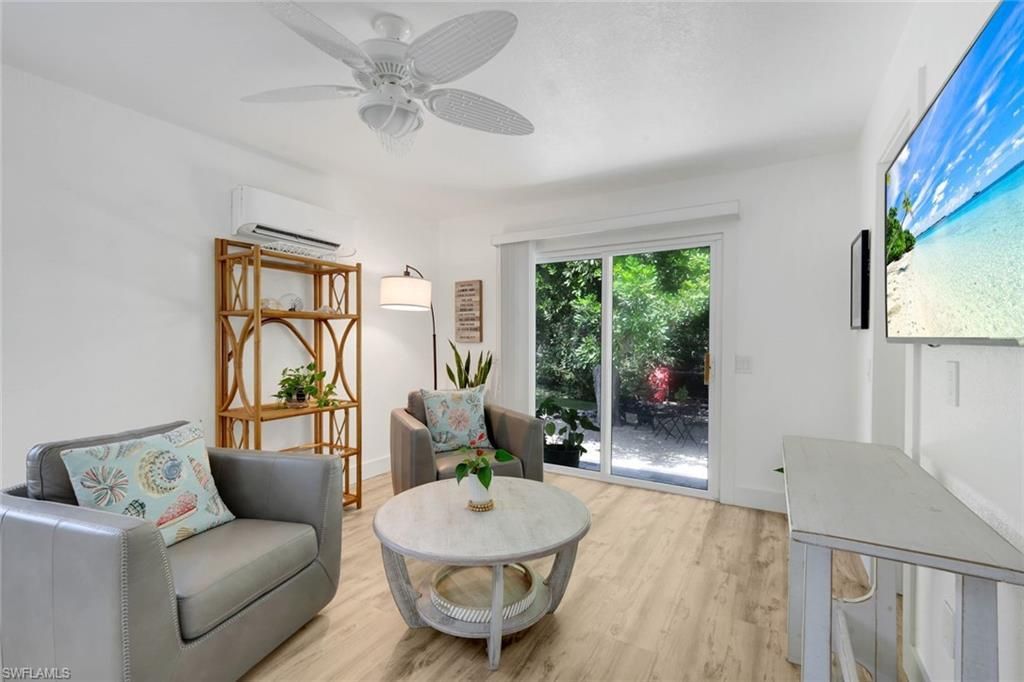 27292 East Dr, Bonita Springs, FL 34135 Photo