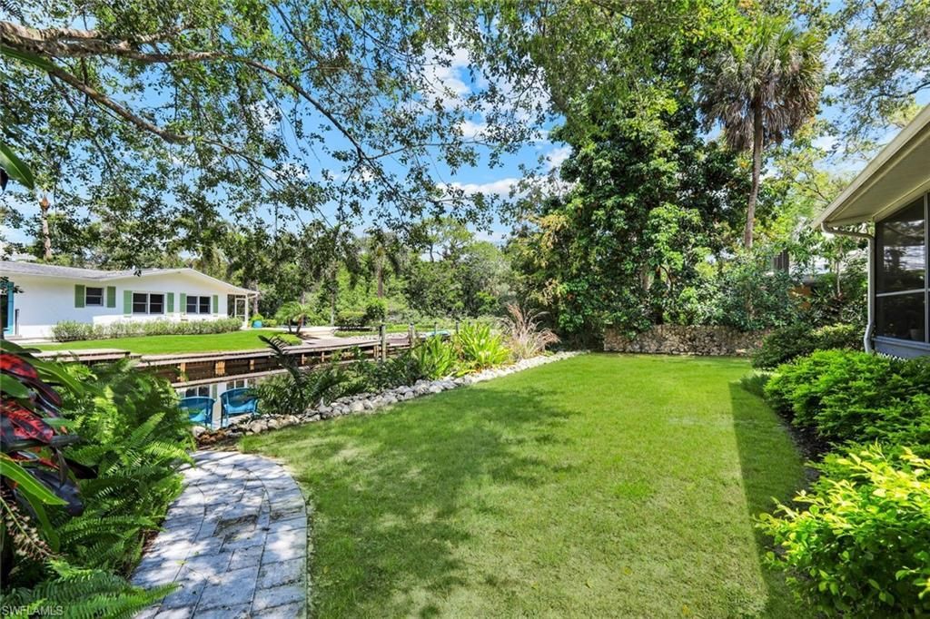 27292 East Dr, Bonita Springs, FL 34135 Photo