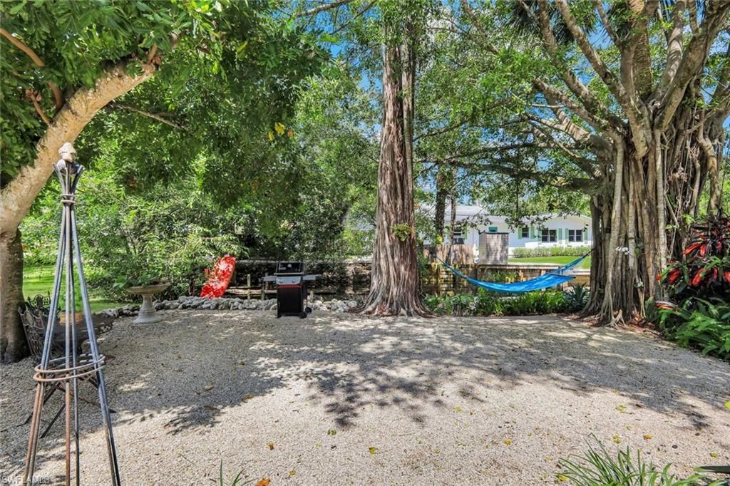 27292 East Dr, Bonita Springs, FL 34135 Photo