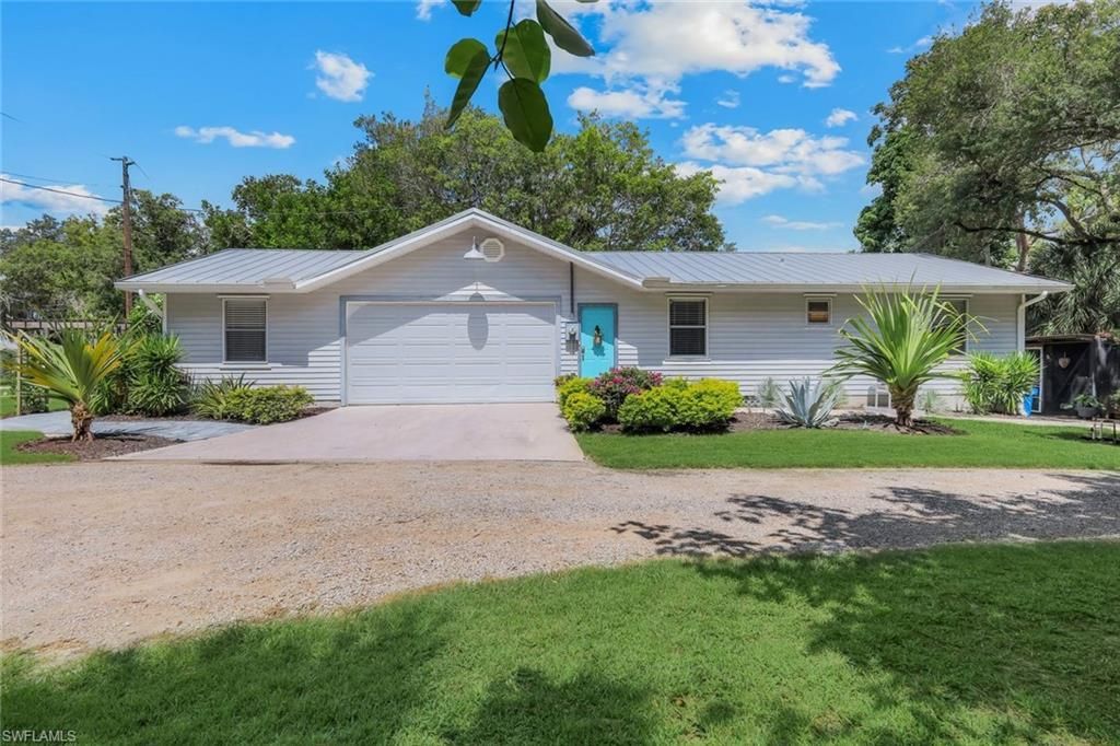 27292 East Dr, Bonita Springs, FL 34135 Photo