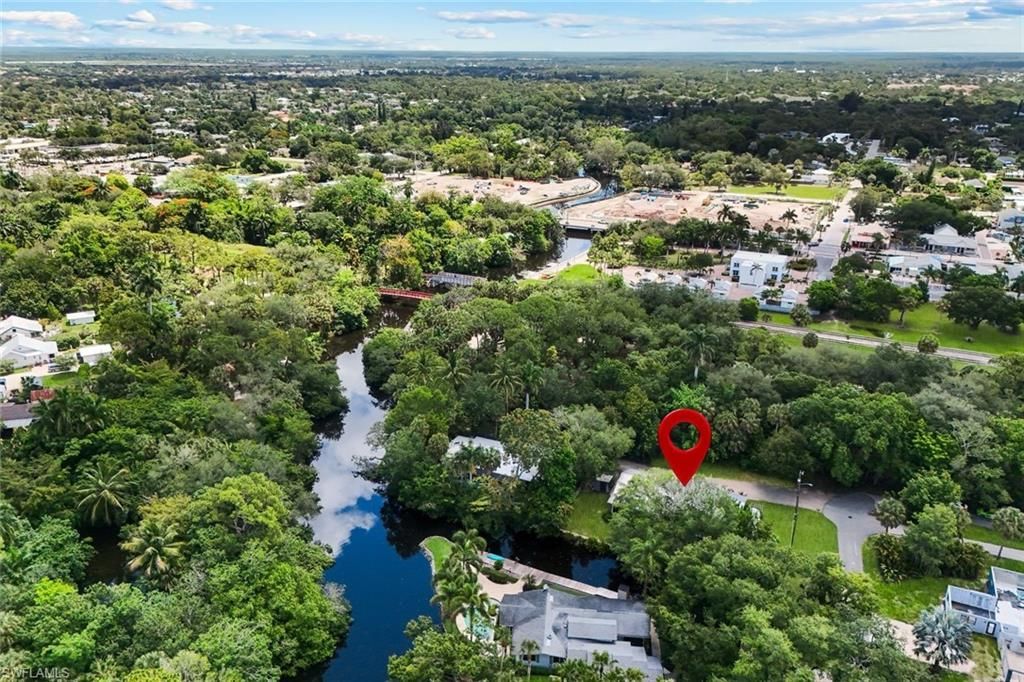 27292 East Dr, Bonita Springs, FL 34135 Photo