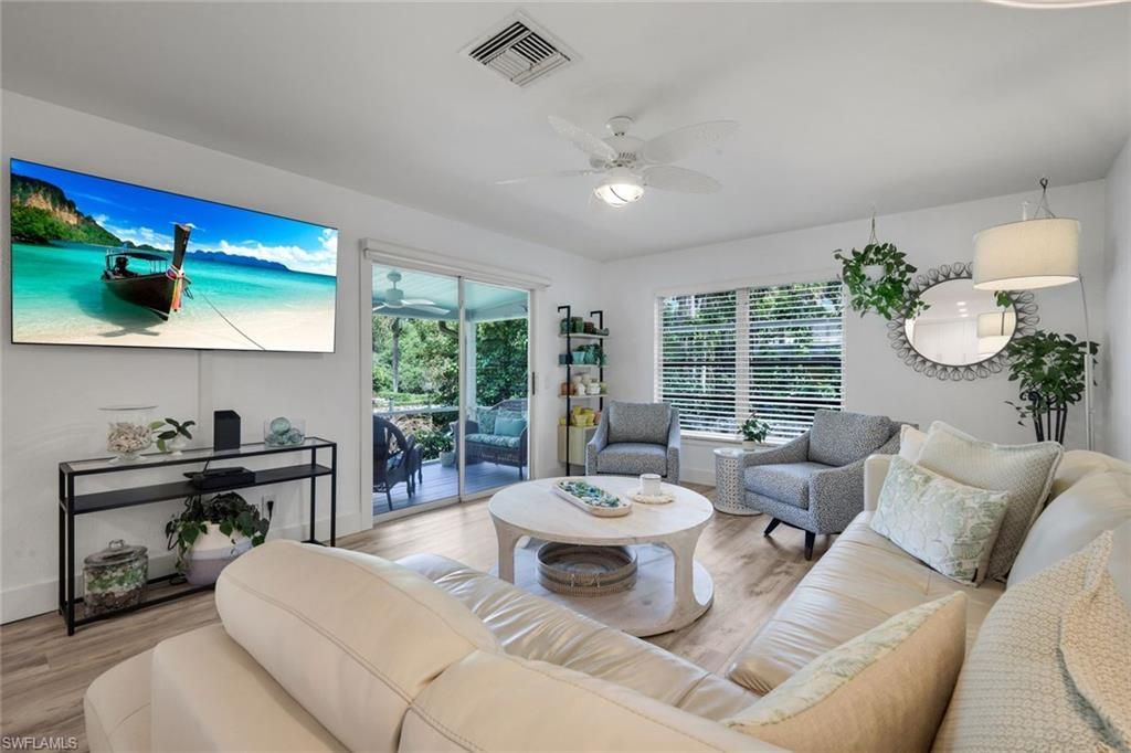 27292 East Dr, Bonita Springs, FL 34135 Photo