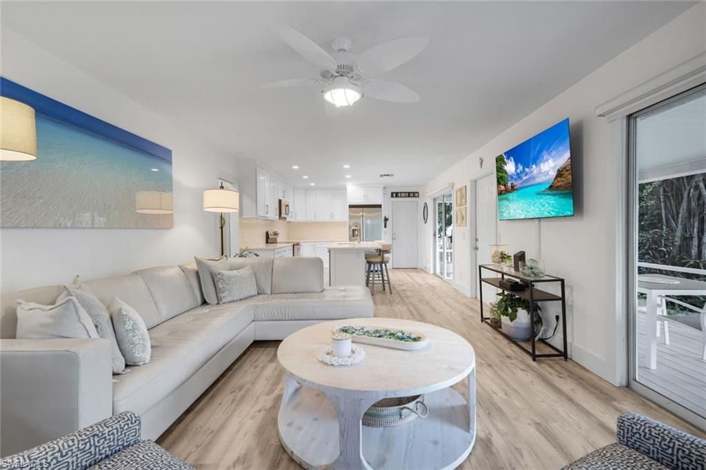 27292 East Dr, Bonita Springs, FL 34135 Photo
