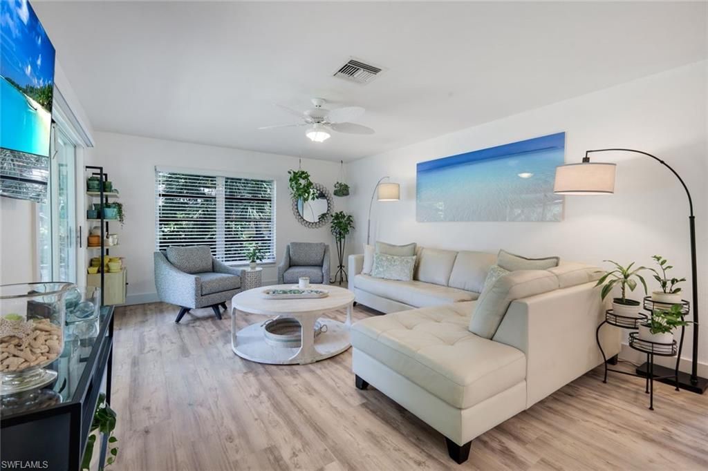 27292 East Dr, Bonita Springs, FL 34135 Photo