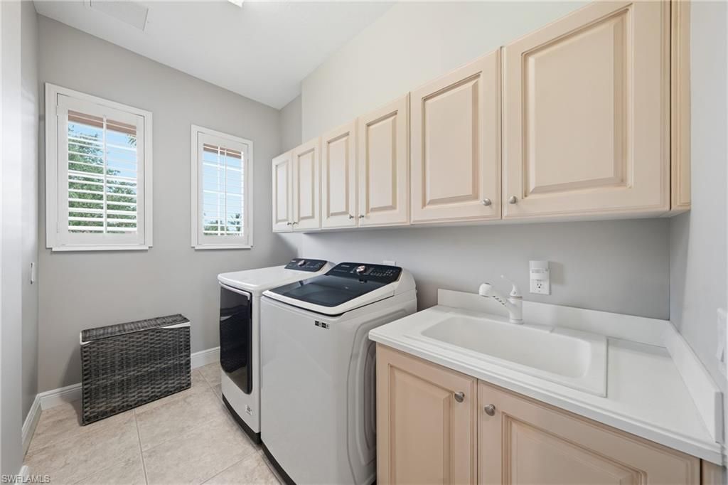 3191 Serenity Ct, Unit 201, Naples, FL 34114 Photo