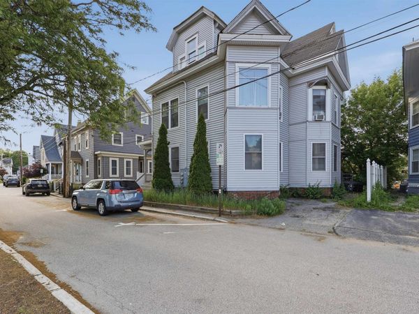 6 Blake Street, Concord, NH 03301