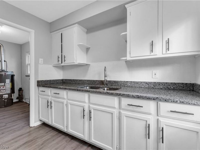 13514 Emery Avenue , Cleveland, OH 44135 Photo 10