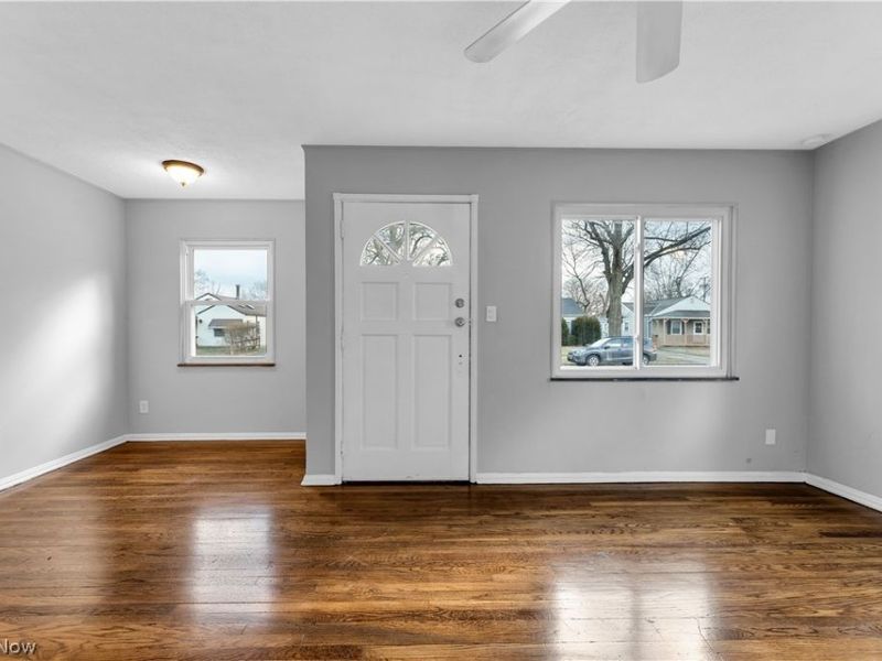 13514 Emery Avenue , Cleveland, OH 44135 Photo 3