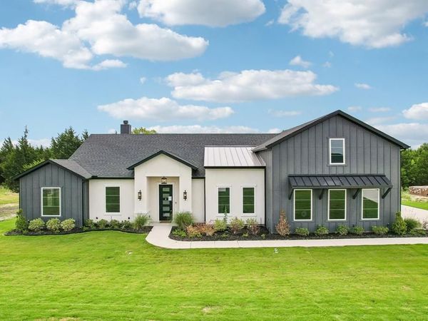 3080 Glen Oaks Drive, Waxahachie, TX 75165
