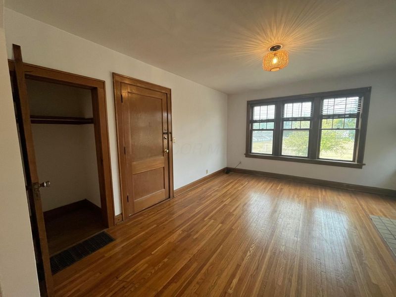 169 E Arcadia Avenue, Columbus, OH 43202 Photo 6