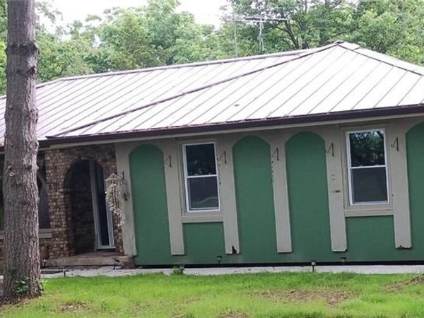 33200 E hammond Road, Lone Jack, MO 64070