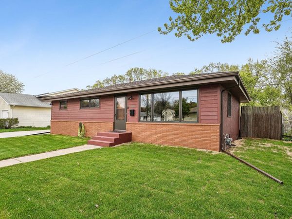 1208 36 1/2 Avenue NE, Minneapolis, MN 55418