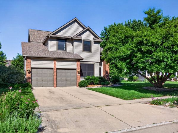 704 76th Street, West Des Moines, IA 50266