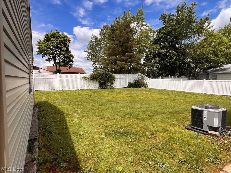 5664 Colgate Drive, Youngstown, OH 44515 Photo 6