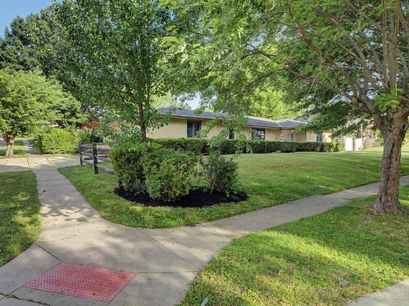 5915 Seiler Drive, Green Township, OH 45239 Photo 6