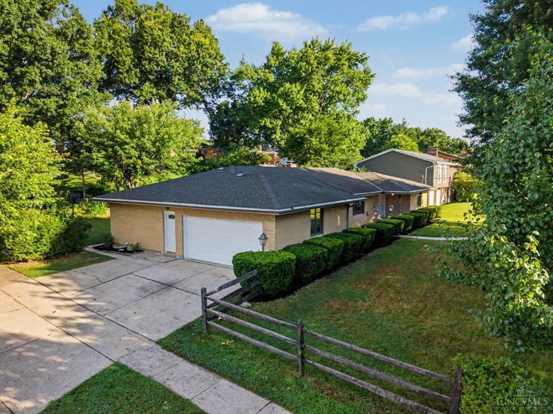 5915 Seiler Drive, Green Township, OH 45239 Photo 7