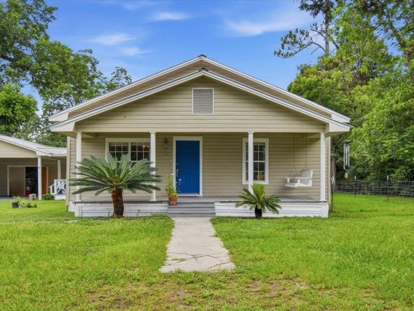 12610 NW Virginia G. Weaver Street, Bristol, FL 32321