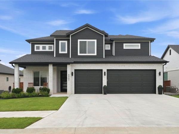 3507 SW Starburst Avenue , Bentonville, AR 72713