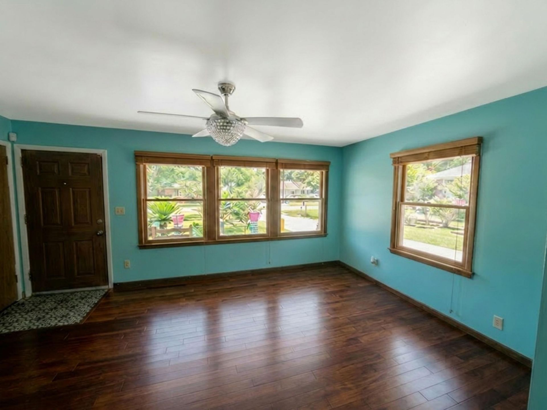 2312 Falcon Road Photo 10