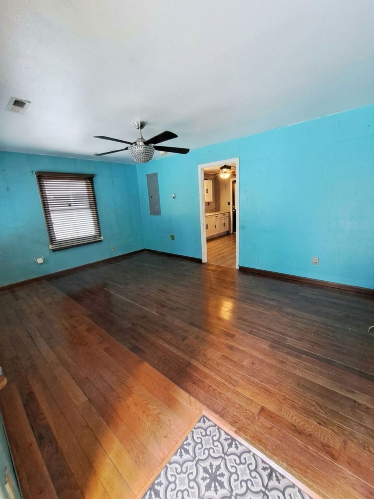 2312 Falcon Road Photo 11