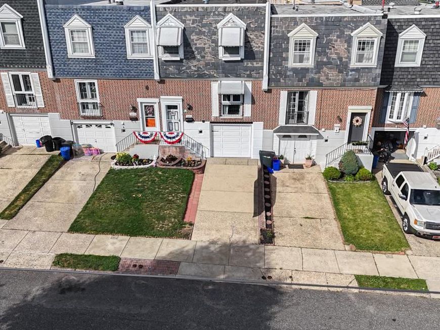 3221 Kilburn Road, Philadelphia, PA 19114 Main Photo