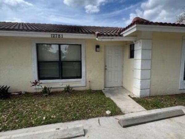 12781 Peconic Court, Wellington, FL 33414