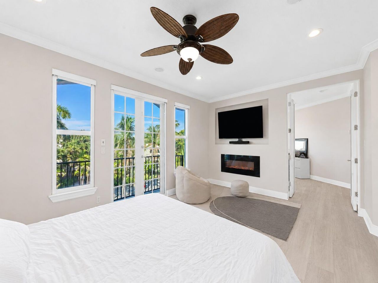 208 SE 10th Terrace, Fort Lauderdale, FL 33301 Photo