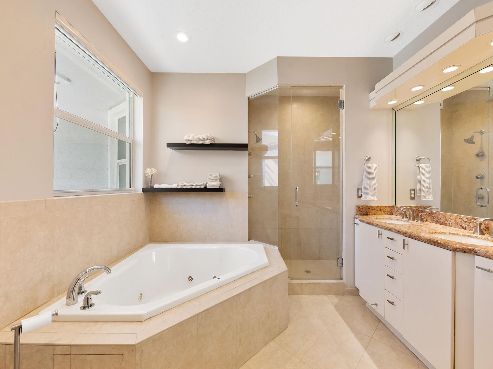 208 SE 10th Terrace, Fort Lauderdale, FL 33301 Photo