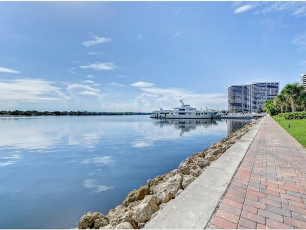 124 Lakeshore Drive, Unit 8280, North Palm Beach, FL 33408