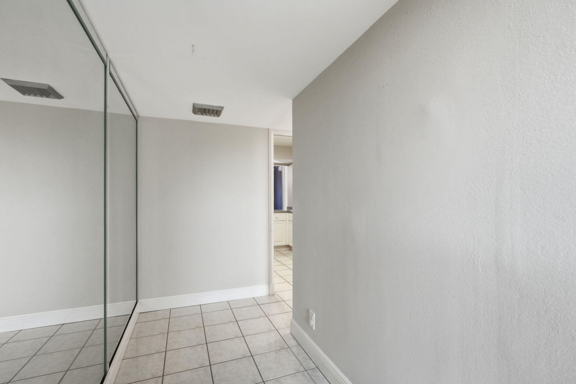 124 Lakeshore Drive, Unit 8280, North Palm Beach, FL 33408 Photo