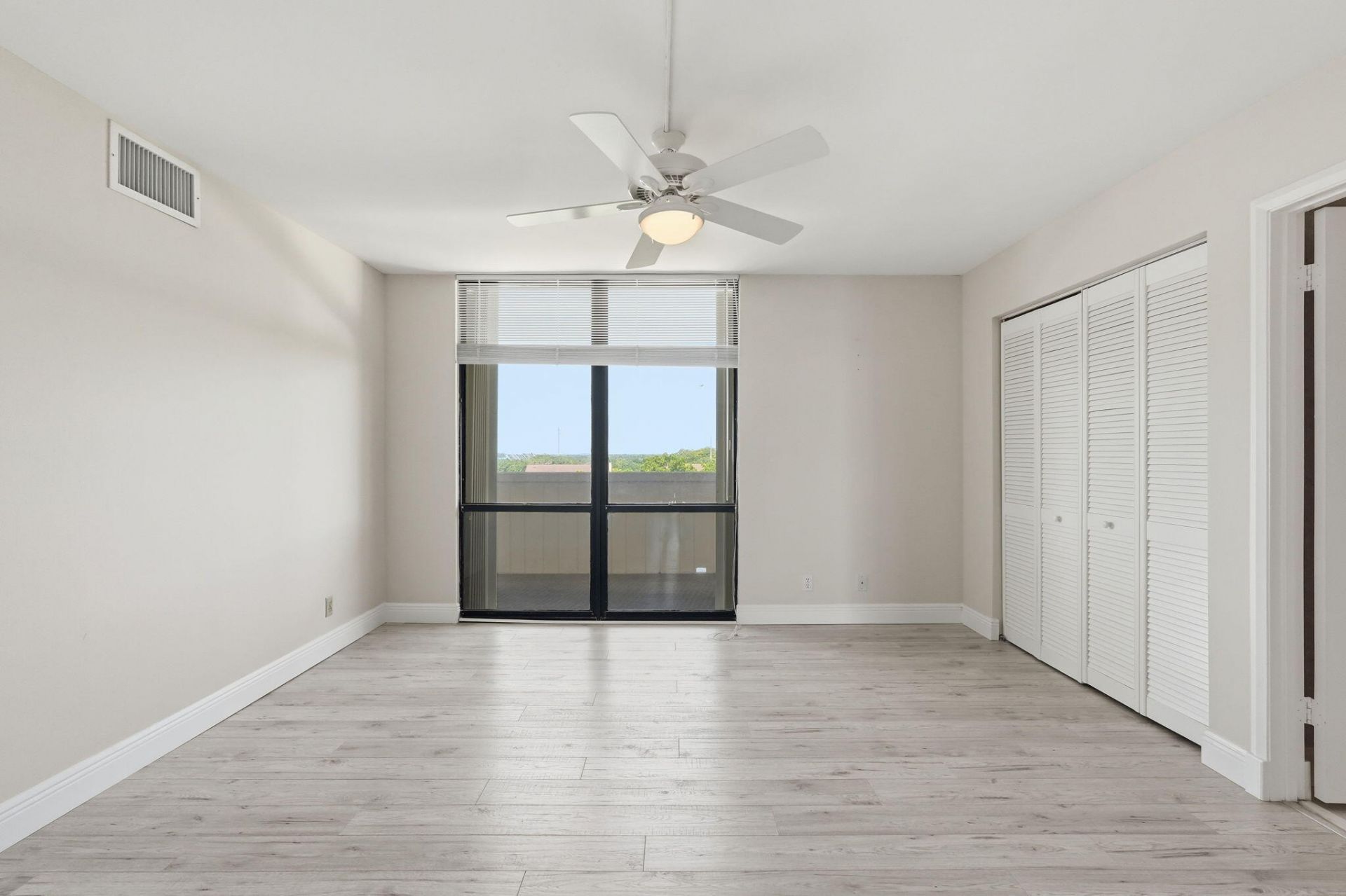 124 Lakeshore Drive, Unit 8280, North Palm Beach, FL 33408 Photo