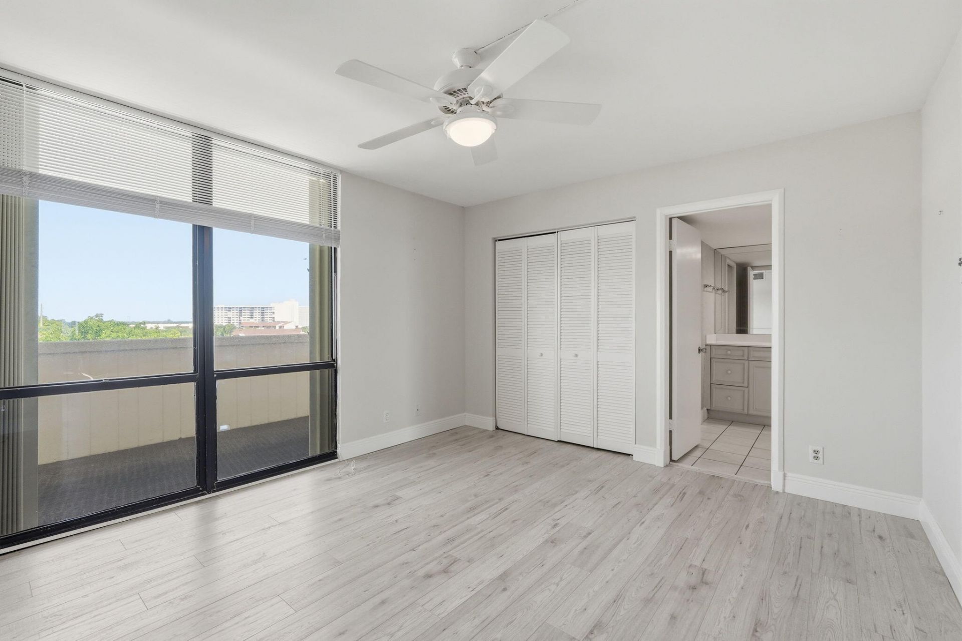 124 Lakeshore Drive, Unit 8280, North Palm Beach, FL 33408 Photo