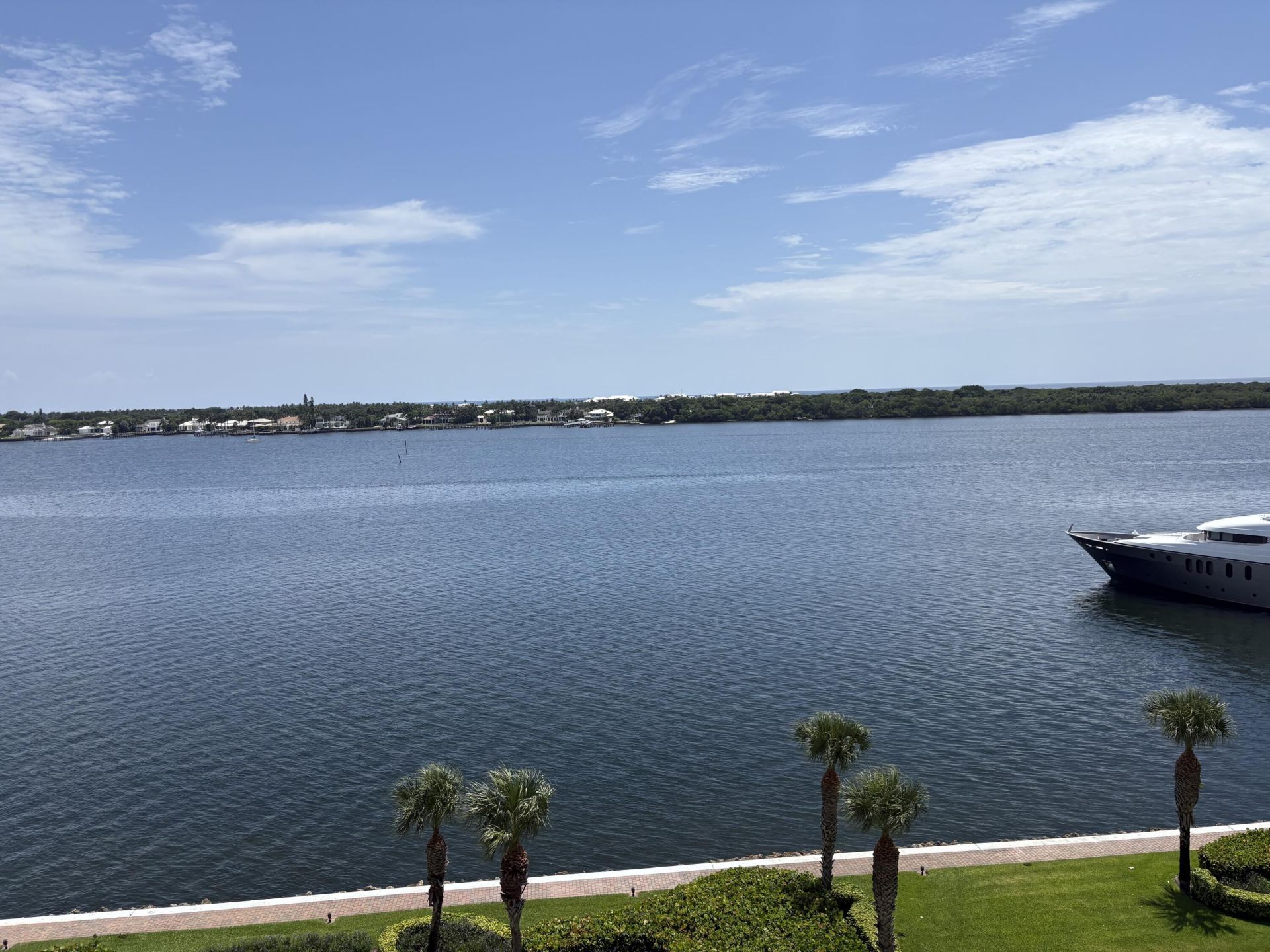124 Lakeshore Drive, Unit 8280, North Palm Beach, FL 33408 Photo
