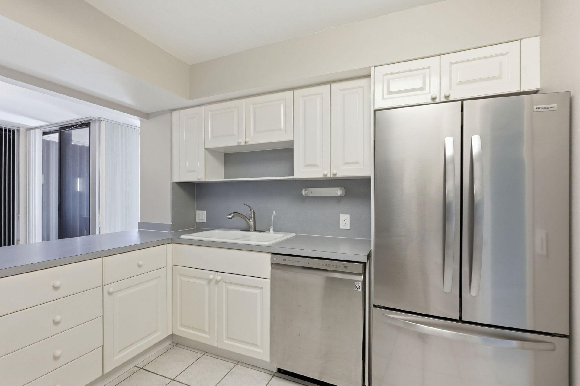 124 Lakeshore Drive, Unit 8280, North Palm Beach, FL 33408 Photo