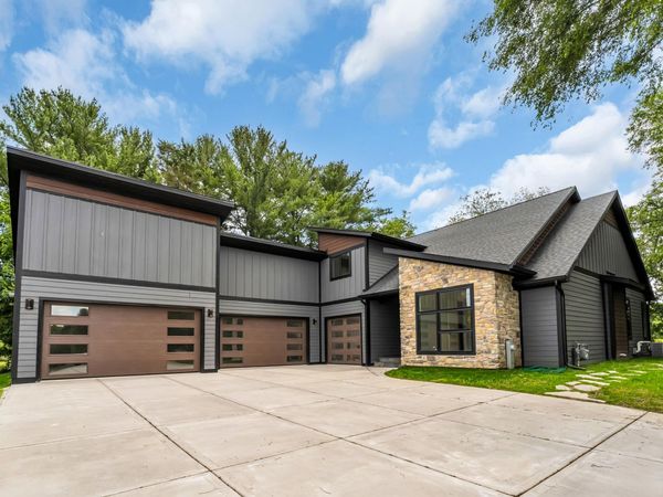 W5303 Briarwood Rd, Sugar Creek, WI 53121