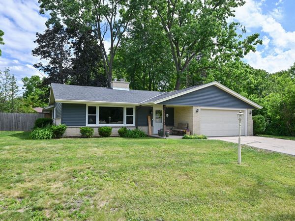 4520 Garden Dr, Mount Pleasant, WI 53403