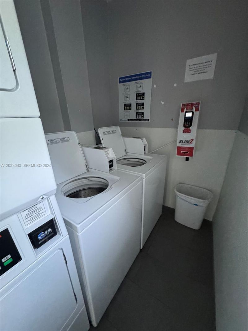 645 NE 121st St, Unit 304, North Miami, FL 33161 Photo