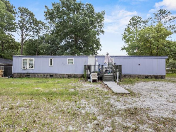 198 Sycamore Road , Southport, NC 28461