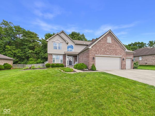 6342 S Cabriolet Way , Pendleton, IN 46064