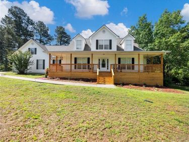 5797 Thompson Mill Road , Hoschton, GA 30548