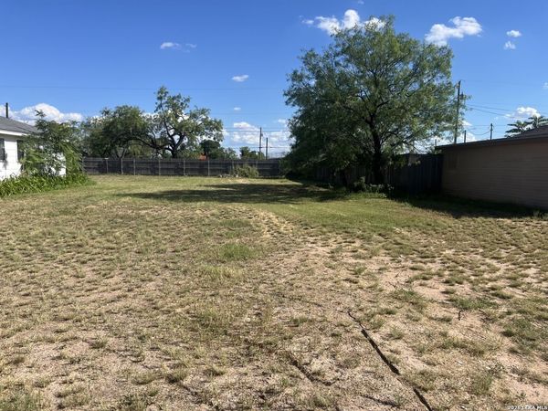 417 W Avenue X, San Angelo, TX 76903