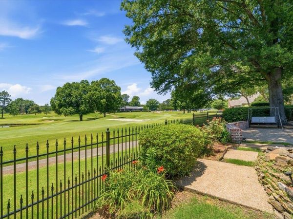 10211 CARNEGIE CLUB DR, Collierville, TN 38017