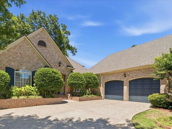 10211 CARNEGIE CLUB DR, Collierville, TN 38017