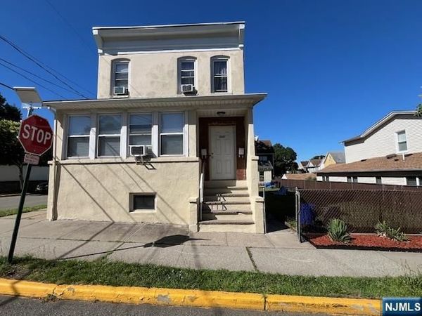 570 Broad Street, CARLSTADT, NJ 07072