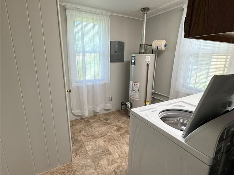 725 Perry Street, Vermilion, OH 44089 Photo 10
